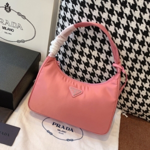 1NE515 Prada Re-Edition 2000 ���������ִ� ��������°� ��ɫ