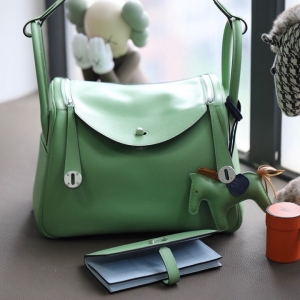 Hermes Lindy 30ϵ�� �����˴��ֹ����ư� EvercolorСţƤ ţ�͹���