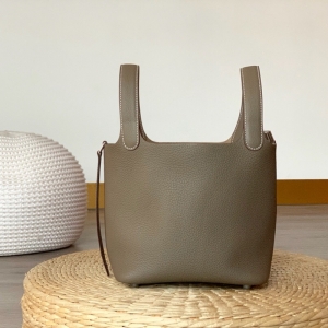 Hermes�����˲����� Hermes picotin18 ������ˮͰ�� TCƤ �����