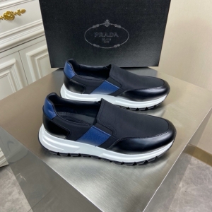 4D3480 Prada�����غ�����Ƥ���˶�Ь �������¿���Ь ��ɫ