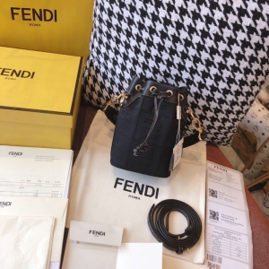 8BS010 Fendi Mon TresorС��ˮͰ�ִ� �ҵ�����ˮͰ�� ��ɫ