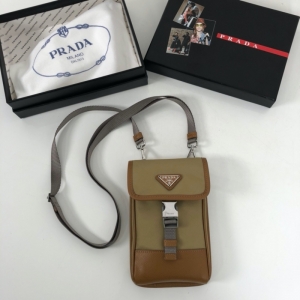 2ZH109 Prada ������Saffiano Ƥ���ֻ��� �������ֻ��� ����ɫ