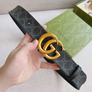 627055 Gucci˫G����˫������ ��ɫGG Supreme������ʿƤ�� ���