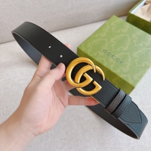 627055 Gucci ˫G����˫������ GG Marmontϵ�к�ɫ��ʿƤ�� ���