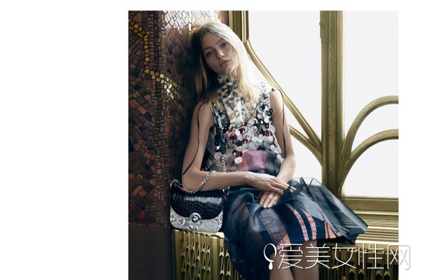  �߹����� Prada 2016����ϵ�а��� 