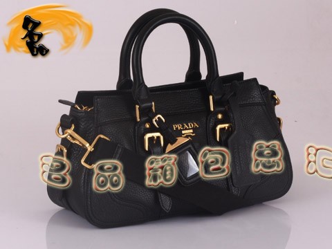BR1180 Prada斜挎包 新款时尚休闲包 Prada女包 普拉达手提包 黑色